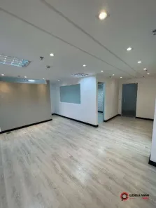 Sala Comercial para alugar, 80m² no Jardim Portal da Colina, Sorocaba