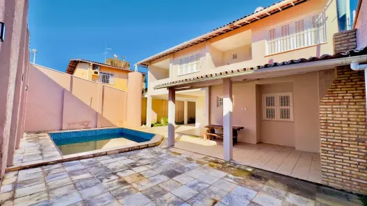 Casa com 6 Quartos à venda, 307m² no Parque Manibura, Fortaleza
