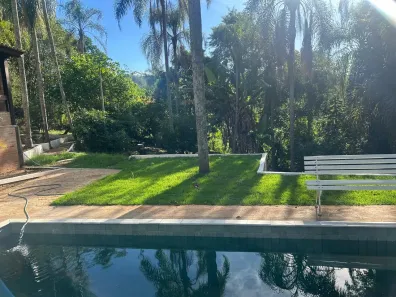 Casa de Condomínio com 5 Quartos à venda, 1840m² no Caraguatá, Mairiporã