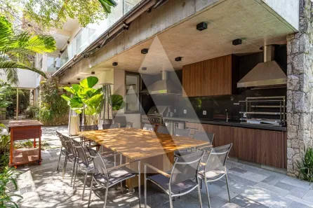 Casa com 4 Quartos para alugar, 675m² no Jardim Paulista, São Paulo