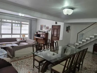 Sobrado com 4 Quartos à venda, 282m² no Ponta da Praia, Santos