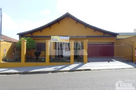 Casa com 4 Quartos à venda, 300m² no Orfãs, Ponta Grossa