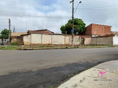 Lote/Terreno à venda, 114m² no Jardim Santa Paula, Leme