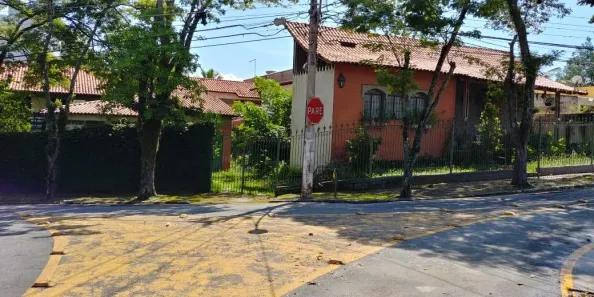 Casa com 5 Quartos à venda, 430m² no Jardim Amália, Volta Redonda