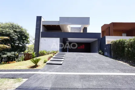 Casa de Condomínio com 4 Quartos à venda, 360m² no Condomínio do Lago, Goiânia