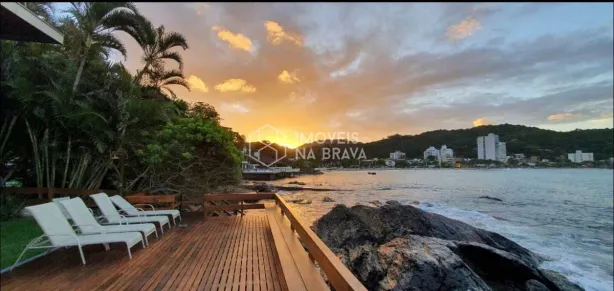 Apartamento com 6 Quartos para alugar, 300m² no Cabeçudas, Itajaí