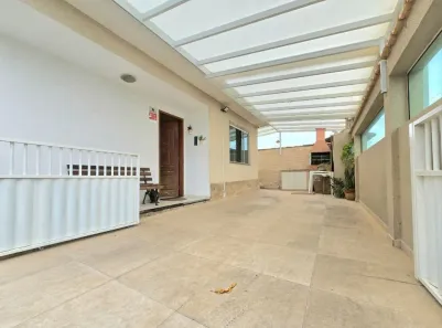 Casa com 3 Quartos à venda, 112m² no Costazul, Rio das Ostras
