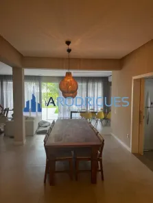 Casa de Condomínio com 4 Quartos à venda, 370m² no Busca Vida (Abrantes), Camaçari