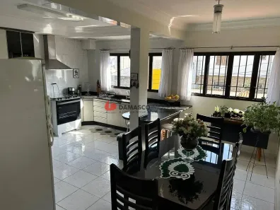 Sobrado com 3 Quartos à venda, 213m² no Vila Humaitá, Santo André