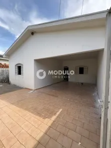 Casa com 3 Quartos à venda, 141m² no Tibery, Uberlândia