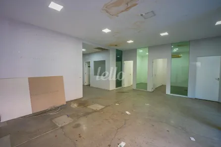 Galpão/Depósito/Armazém para alugar, 450m² no Vila Parque Jabaquara, São Paulo