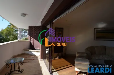 Apartamento com 4 Quartos à venda, 300m² no Jardim Leonor, São Paulo