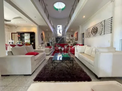 Casa com 6 Quartos para alugar, 702m² no São Luiz, Belo Horizonte