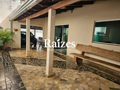 Casa com 3 Quartos à venda, 208m² no Patrimônio, Uberlândia