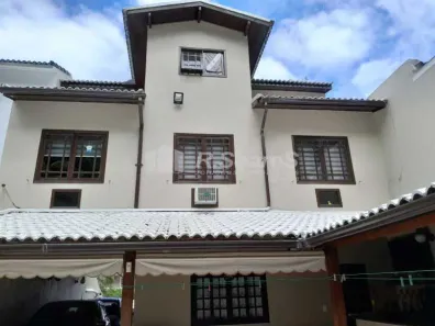 Casa de Condomínio com 4 Quartos à venda, 240m² no Pechincha, Rio de Janeiro