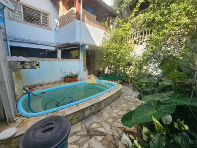 Casa com 5 Quartos à venda, 325m² no Jardim Las Vegas, Guarulhos