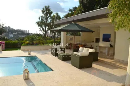Casa de Condomínio com 5 Quartos para venda ou aluguel, 900m² no Fazenda Morumbi, São Paulo