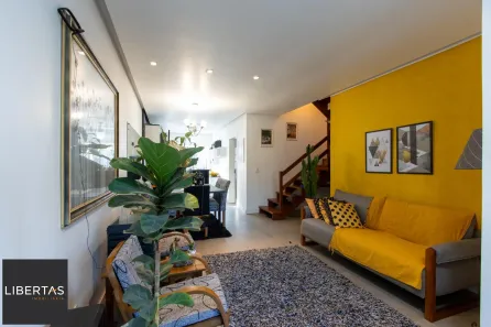 Casa com 2 Quartos à venda, 115m² no Hípica, Porto Alegre