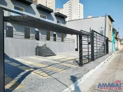 Sobrado com 2 Quartos à venda, 73m² no Centro, Jacareí