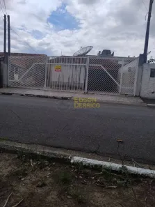 Casa com 2 Quartos à venda, 110m² no Conjunto Habitacional Terra dos Ipês I (Sul), Pindamonhangaba