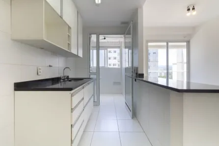 Apartamento com 2 Quartos à venda, 55m² no Vila Anastácio, São Paulo