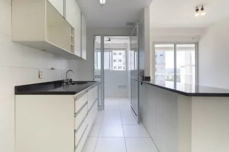 Apartamento com 2 Quartos para venda ou aluguel, 55m² no Vila Anastácio, São Paulo