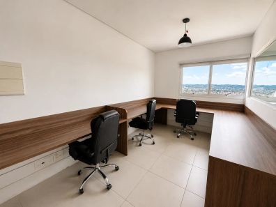 Sala Comercial com 2 Quartos à venda, 33m² no Centro, Jacareí