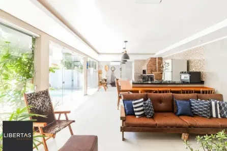 Casa com 4 Quartos à venda, 344m² no Chácara das Pedras, Porto Alegre