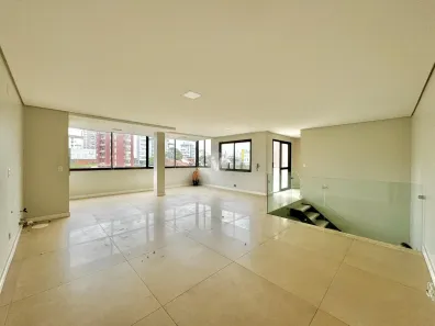 Cobertura com 2 Quartos à venda, 188m² no Nossa Senhora de Lourdes, Santa Maria