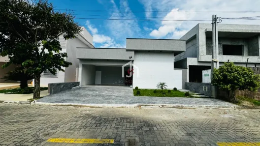 Casa de Condomínio com 3 Quartos para venda ou aluguel, 165m² no Jardim dos Estados, Taubaté