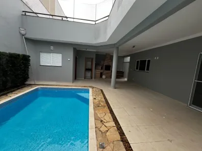 Casa de Condomínio com 3 Quartos para alugar, 330m² no Itapeva, Votorantim