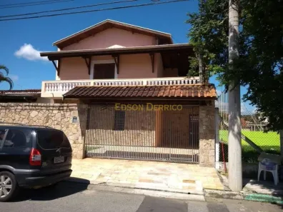 Sobrado com 4 Quartos à venda, 290m² no Vila São Judas Tadeu, Pindamonhangaba