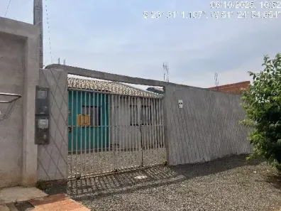 Casa com 2 Quartos à venda, 180m² no Conjunto Habitacional Solo Sagrado, Apucarana