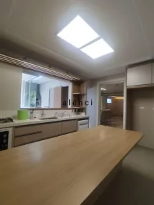 Apartamento com 3 Quartos para alugar, 145m² no Centro, Cascavel