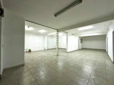 Ponto Comercial para alugar, 370m² no Parque São Pedro (Venda Nova), Belo Horizonte