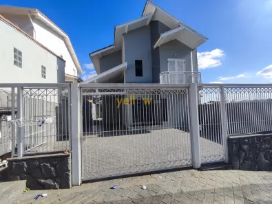 Casa com 3 Quartos para venda ou aluguel, 200m² no Jardim Renata, Arujá