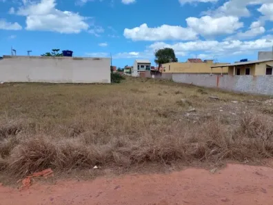 Lote/Terreno à venda, 360m² no Centro, São Francisco de Itabapoana
