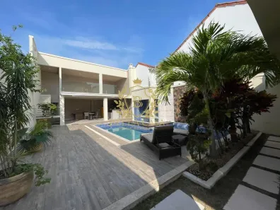 Casa com 5 Quartos à venda, 700m² no Passagem, Cabo Frio