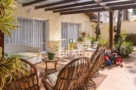 Casa com 3 Quartos à venda, 253m² no Jardim São Caetano, São Caetano do Sul