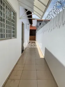 Casa com 3 Quartos à venda, 280m² no Vigilato Pereira, Uberlândia