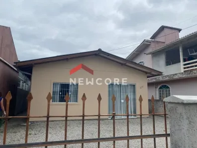 Casa com 3 Quartos à venda, 56m² no São Sebastião, Palhoça