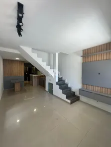 Casa com 2 Quartos à venda, 66m² no Rio Pequeno, Camboriú