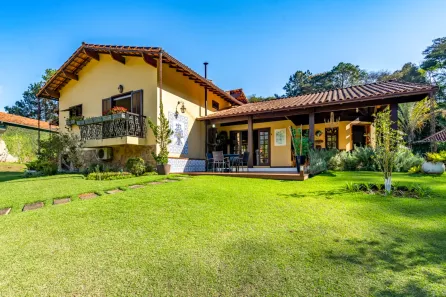 Casa de Condomínio com 6 Quartos à venda, 301m² no Cuiabá, Petrópolis