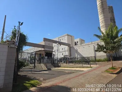 Apartamento com 2 Quartos à venda, 39m² no Chácaras Tubalina e Quartel, Uberlândia