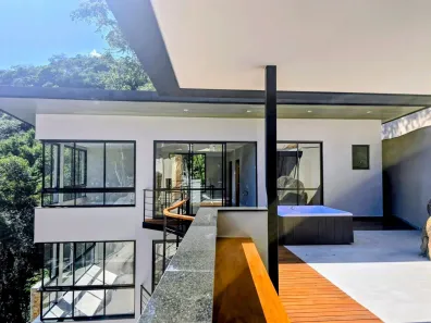 Casa com 2 Quartos à venda, 188m² no Corrêas, Petrópolis