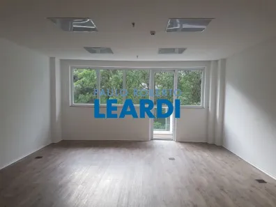 Ponto Comercial à venda, 44m² no Vila Andrade, São Paulo