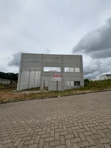 Prédio Comercial para alugar, 480m² no Ana Rech, Caxias do Sul