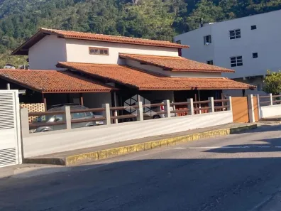 Casa com 4 Quartos à venda, 308m² no Ganchos do Meio, Governador Celso Ramos