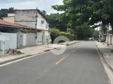 Casa com 4 Quartos à venda, 300m² no Itaipu, Niterói
