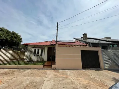 Casa com 3 Quartos à venda, 150m² no Zona 08, Maringá